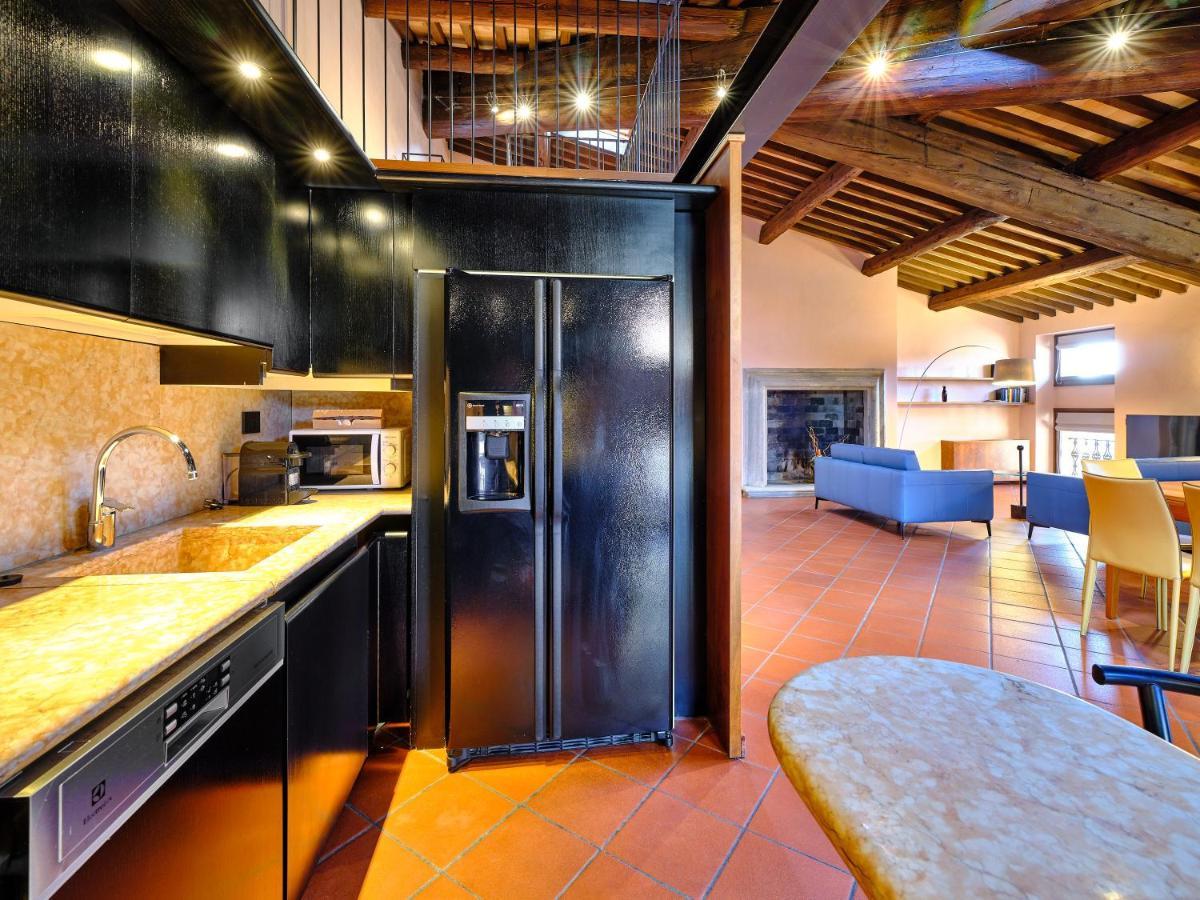 Apartmentsarena - Residenza Degli Scaligeri - Piazza Erbe Verona Kültér fotó