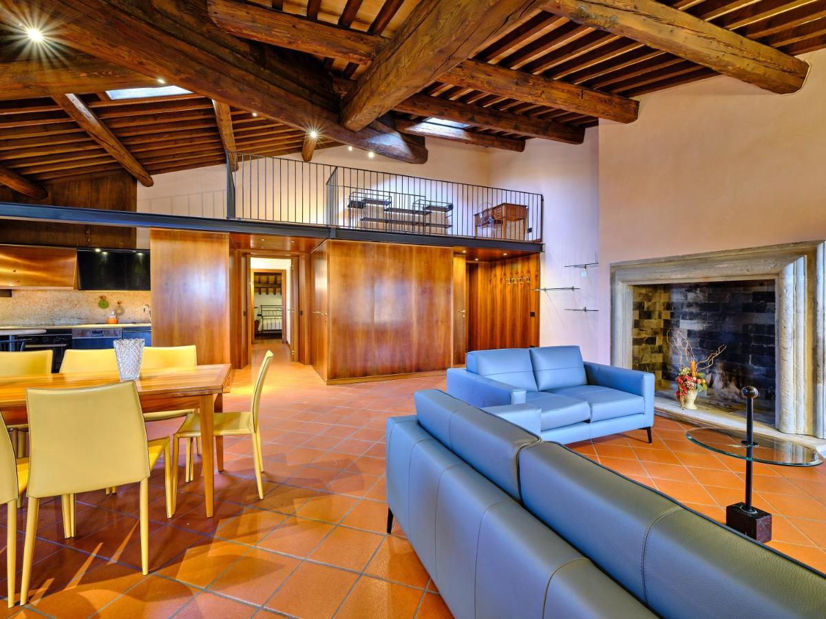 Apartmentsarena - Residenza Degli Scaligeri - Piazza Erbe Verona Kültér fotó